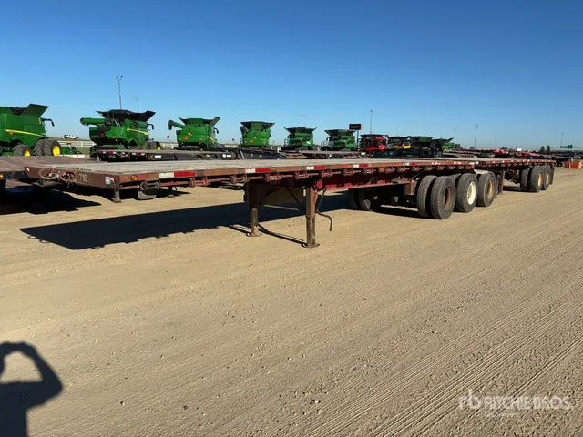 1998 Doepker 32 ft Super B-Train Lead Flatbed Trailer