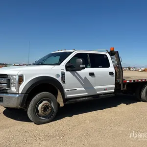2019 Ford F-550 4x4 Crew Cab Flatbed Truck