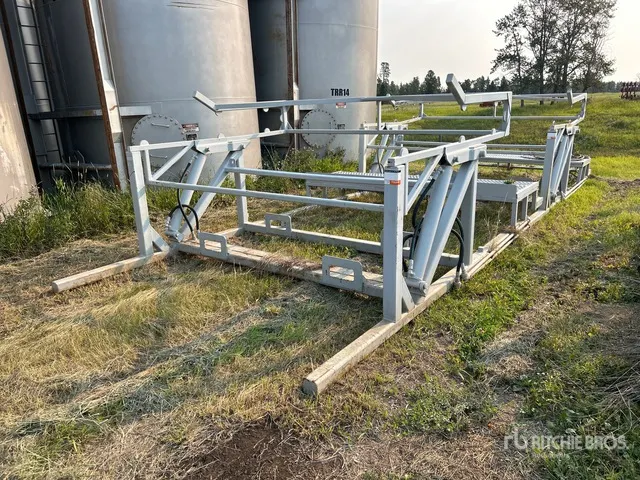 Quantity of (2) Hydrualic Mat Wash Table