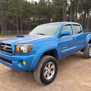 2009 Toyota Tacoma TRD Sport 4x4 Crew Cab Pickup