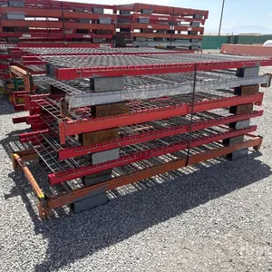 Quantity of Pallet Racking