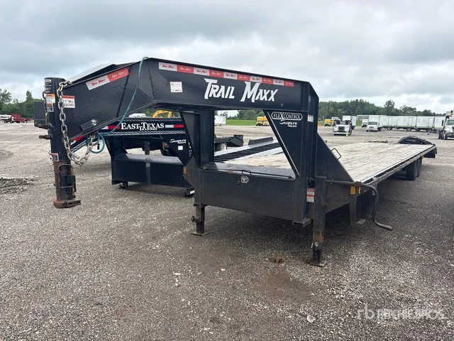 2025 Trailmaxx MAX27-40 7000 lb 40 ft T/A Gooseneck Equipment Trailer