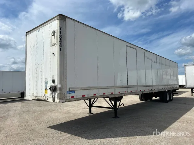 2017 Stoughton ZGPVW-535T-S-C-AR 53 ft x 102 in T/A Van Trailer