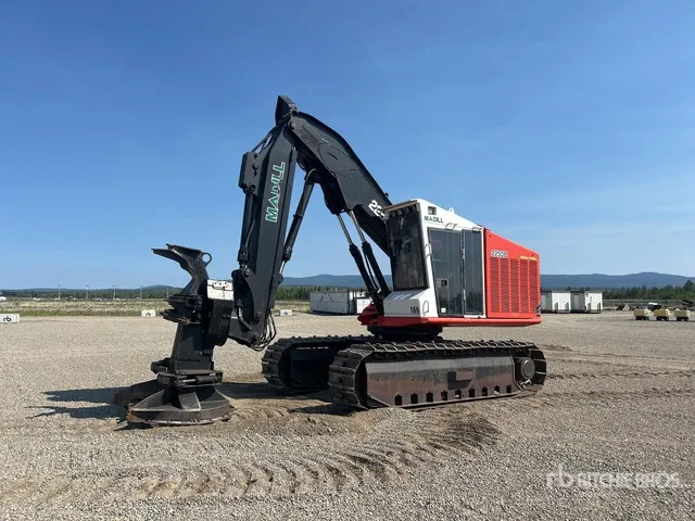 2006 Madill 2250B Track Feller Buncher