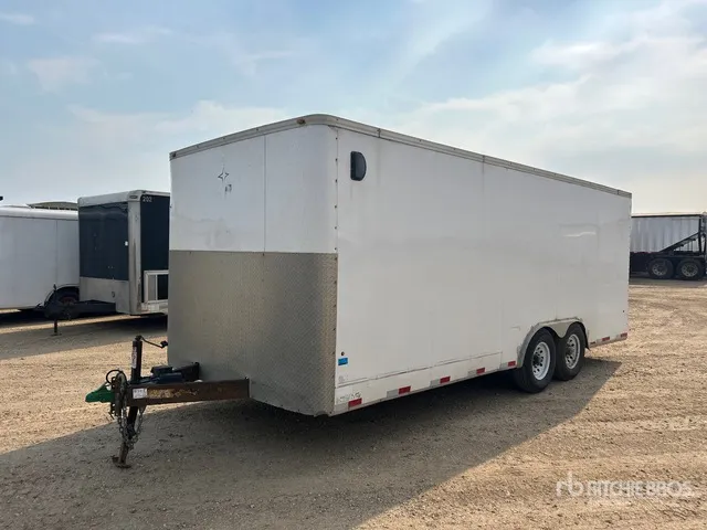 2019 Royal LARCT5282078 T/A 20 ft 6 in Enclosed Trailer
