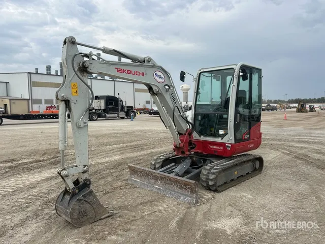 2024 Takeuchi TB240 Mini Excavator