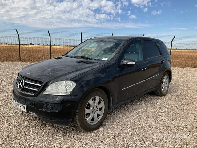 2006 Mercedes-Benz ML320 SUV