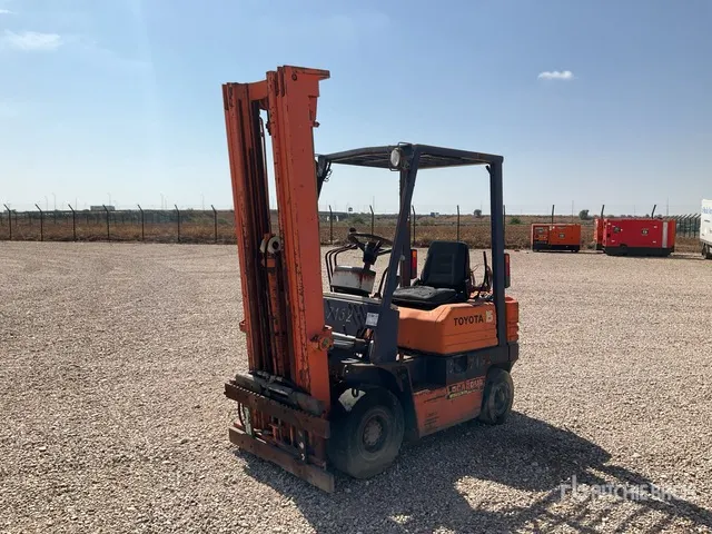 1989 Toyota Forklift (Inoperable)
