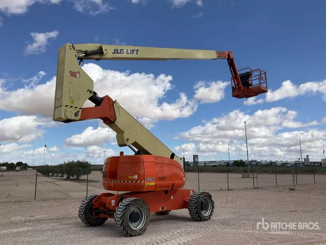 2008 JLG 800AJ 4WD Diesel Articulating Boom Lift