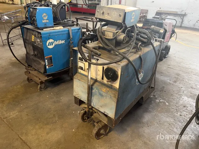 Miller CP-250TS 250 A Mobile Multi-Process Electric Welder
