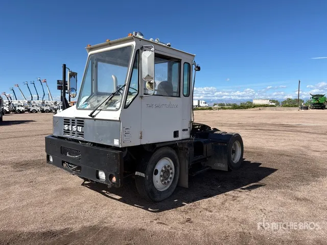1989 Sisu 4x2 Spotter Truck
