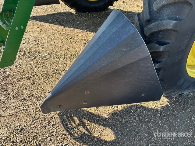 Quantity of (4) E-Kay Crop Dividers - Fits John Deere 4930