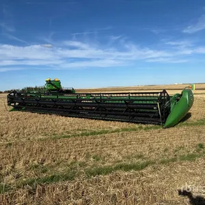 2015 John Deere 635D 35 ft Draper Combine Header