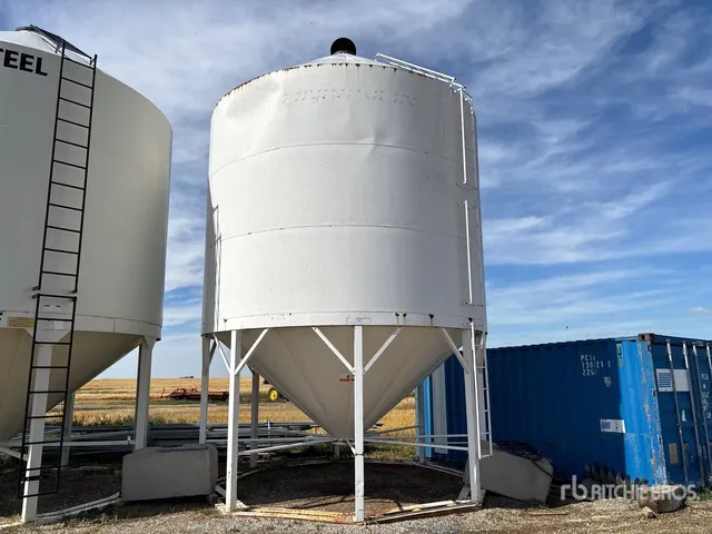 Univision +/- 100 ton Fertilizer Hopper Grain Bin