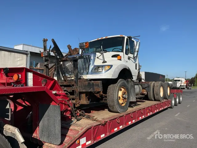 2007 International 7600 6x4 Snow Plow Truck