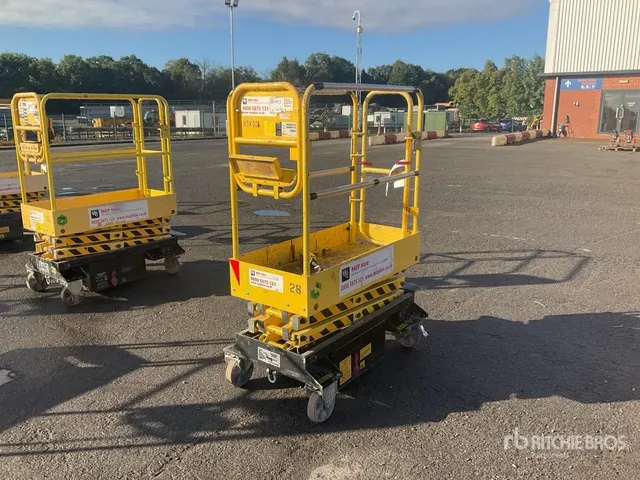 2019 Boss X3X Electric Scissor Lift (Inoperable)