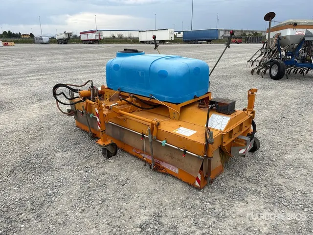 2000 Morselli Tiro 2200 Hydraulic Broom