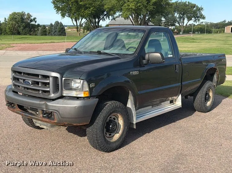 2004 Ford F-250 pickup truck