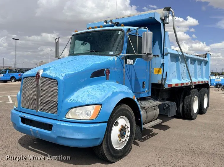 2008 Kenworth T300 dump truck