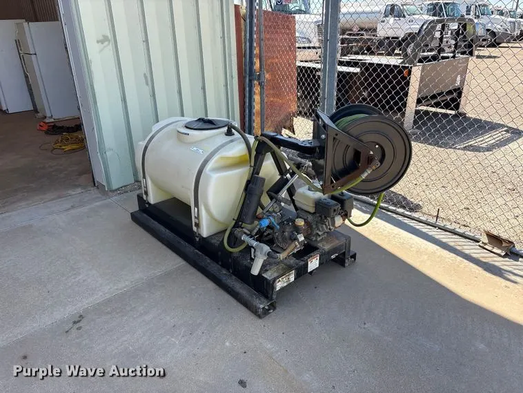 Wylie turf sprayer