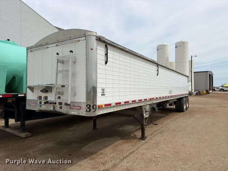 2011 Wilson DWH-500 Pacesetter grain trailer