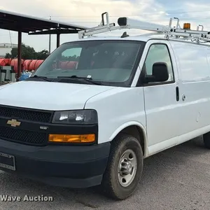 2020 Chevrolet Express 2500 utility van