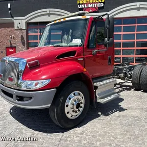 2009 International DuraStar 4300 truck cab and chassis
