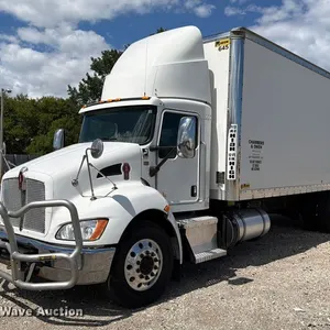 2021 Kenworth T3 Series box truck