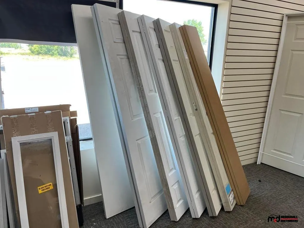 Assorted Bi-Fold Doors
UNRESERVED