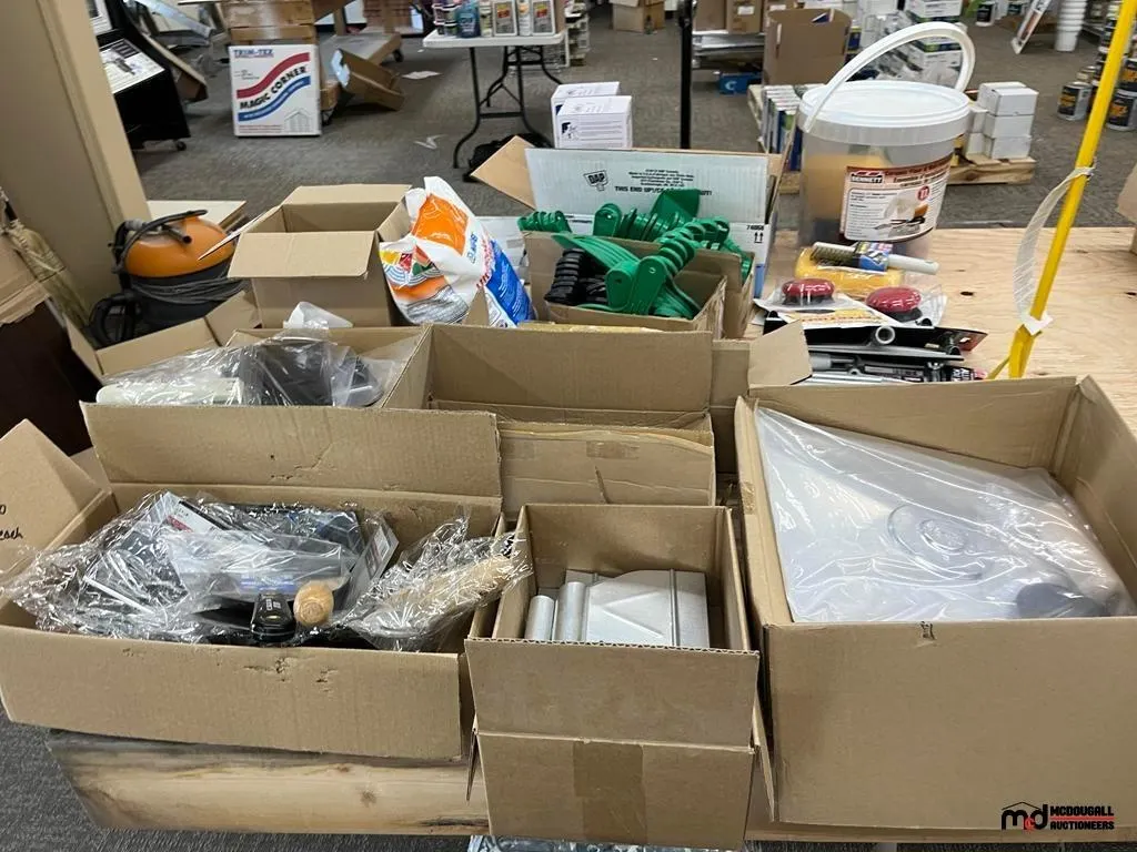 Assorted Drywall and Tile Installation Tools
UNRESERVED
