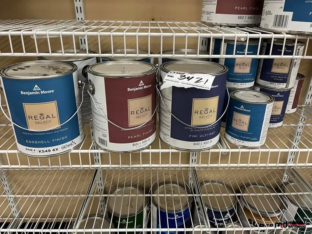 Benjamin Moore Regal Select Interior Base 4 Paint
UNRESERVED