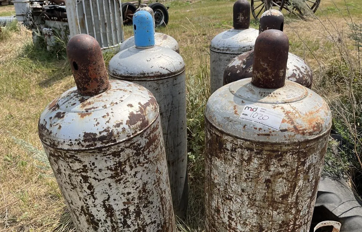Assorted Propane Cylinders and Tanks
UNRESERVED