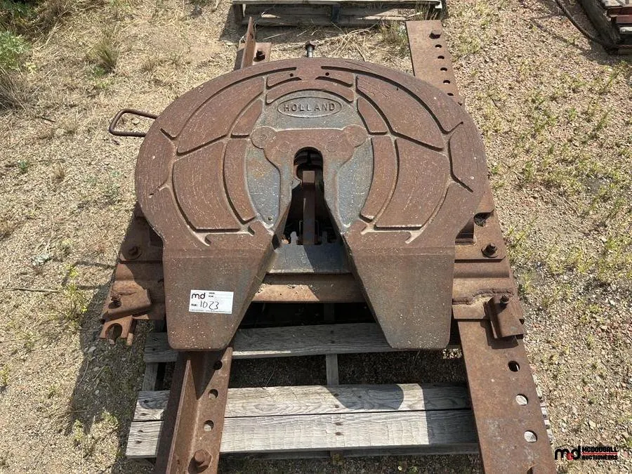 Holland Fifth Wheel Assembly
UNRESERVED
