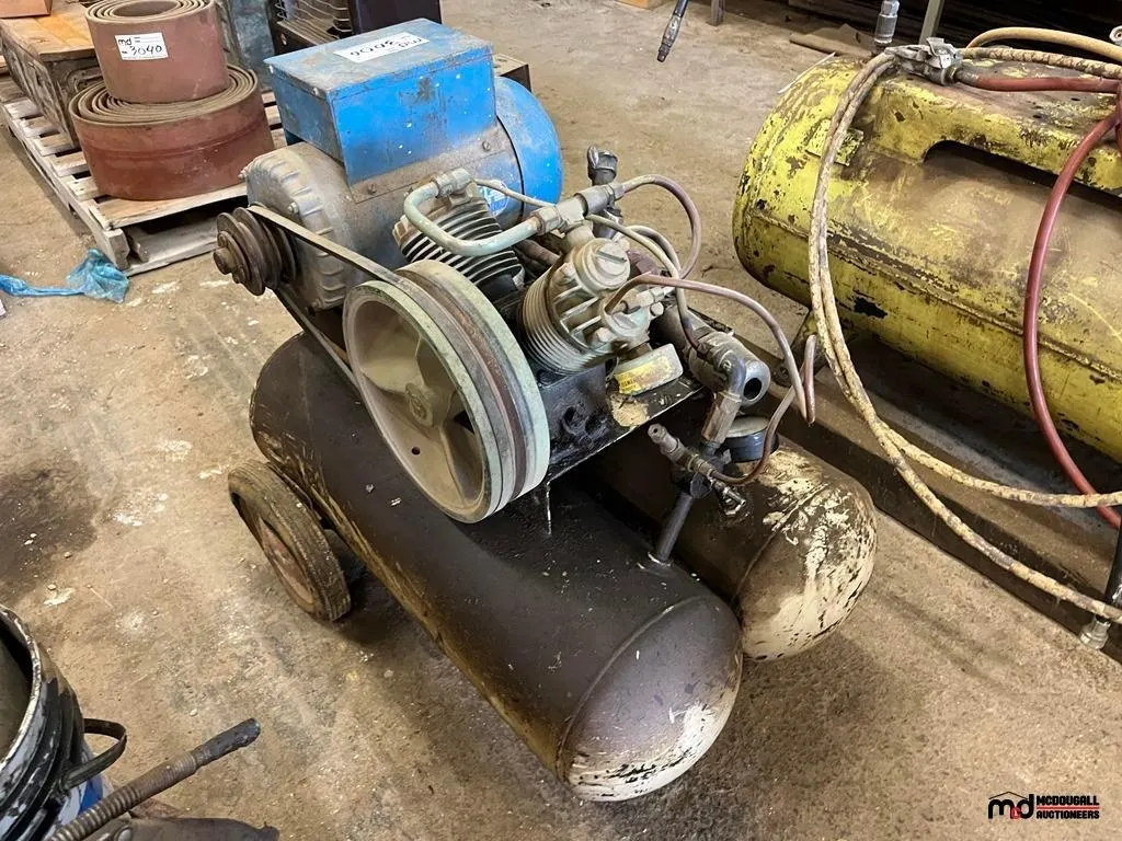 Doerr 5 HP Twin-Tank Air Compressor
UNRESERVED