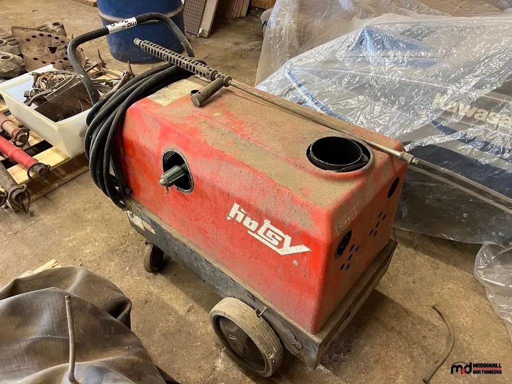 Hotsy Hot Water Pressure Washer
UNRESERVED