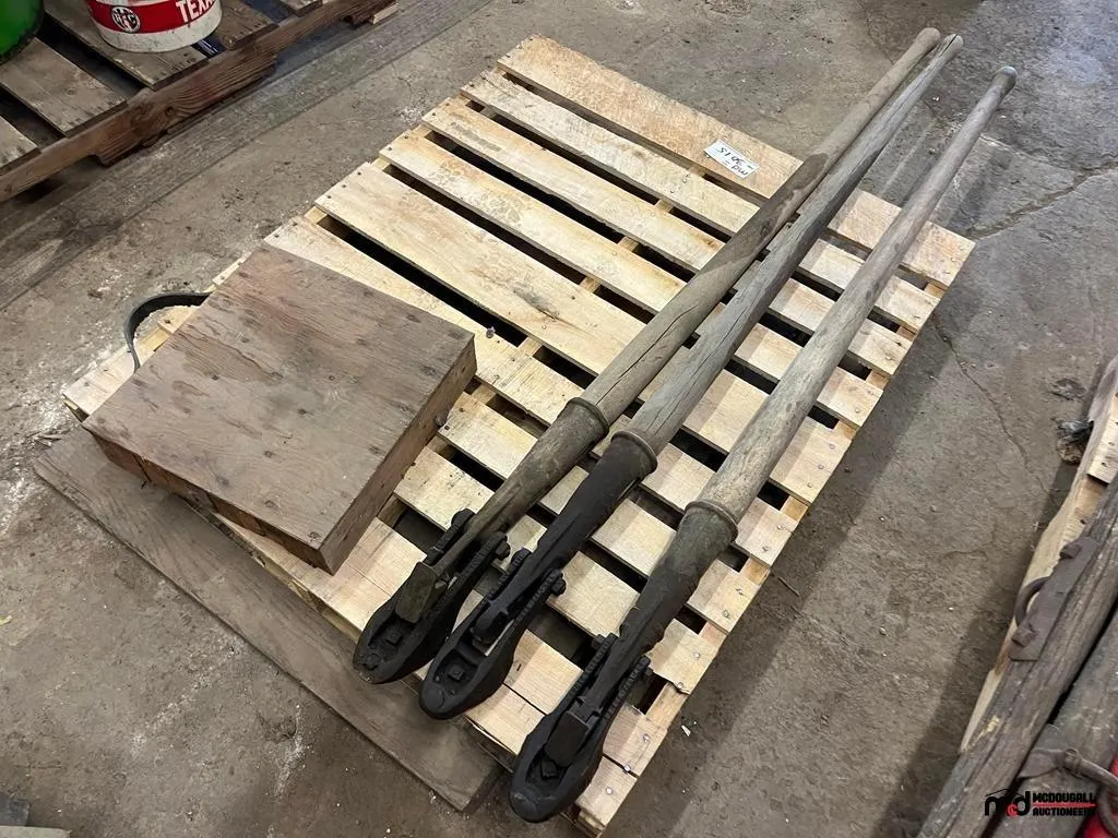 (3) Railroad Car Movers
UNRESERVED