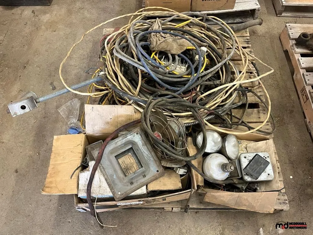 Assorted Electrical Cables & Fixtures
UNRESERVED