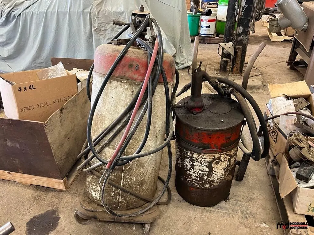 Portable Lubricant Dispensers & Hoses
UNRESERVED