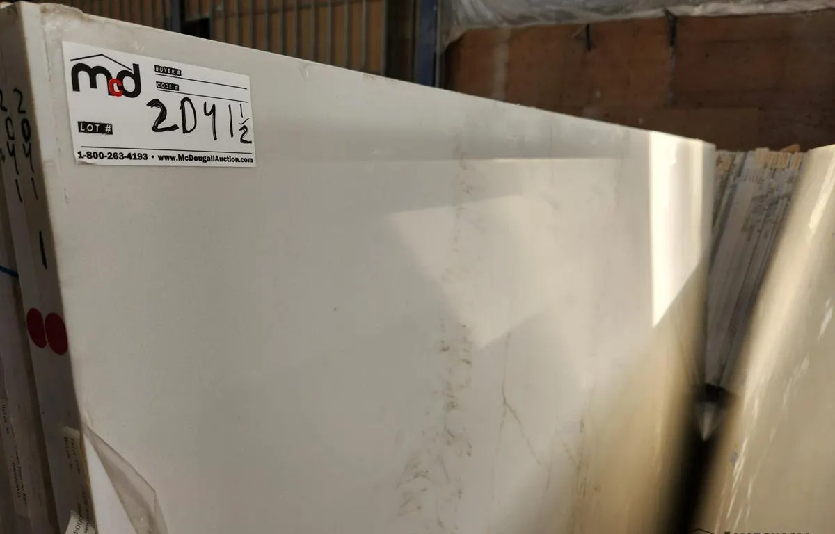 (2) Quartex Statuario Bianco Quartz Slab
UNRESERVED