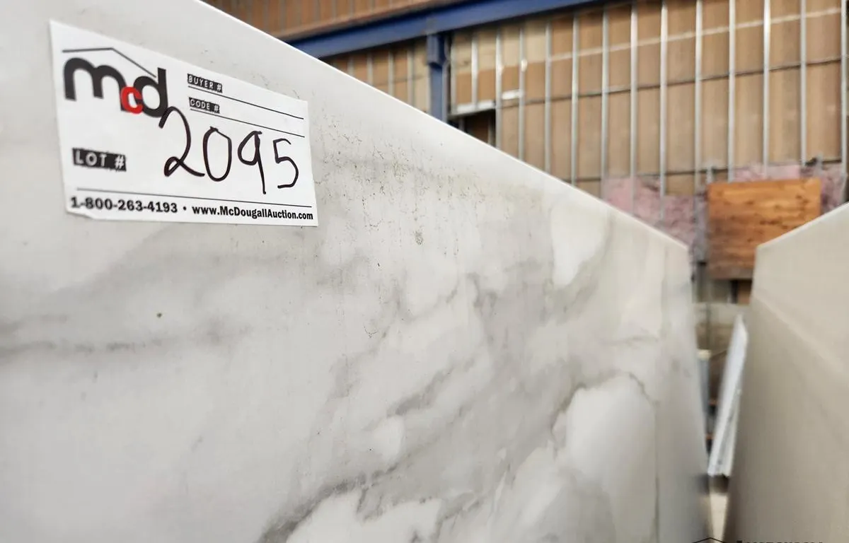 White and Grey Porcelain Slab
UNRESERVED
