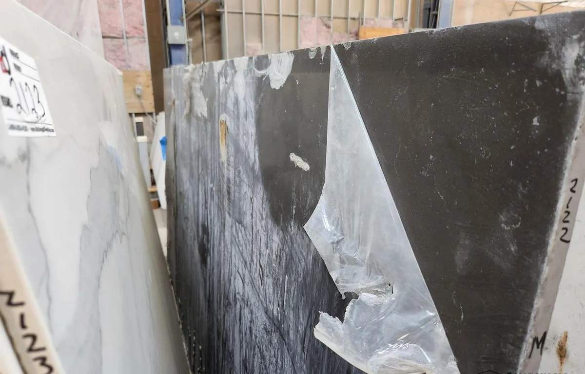 Grey Quartz Slab
UNRESERVED
