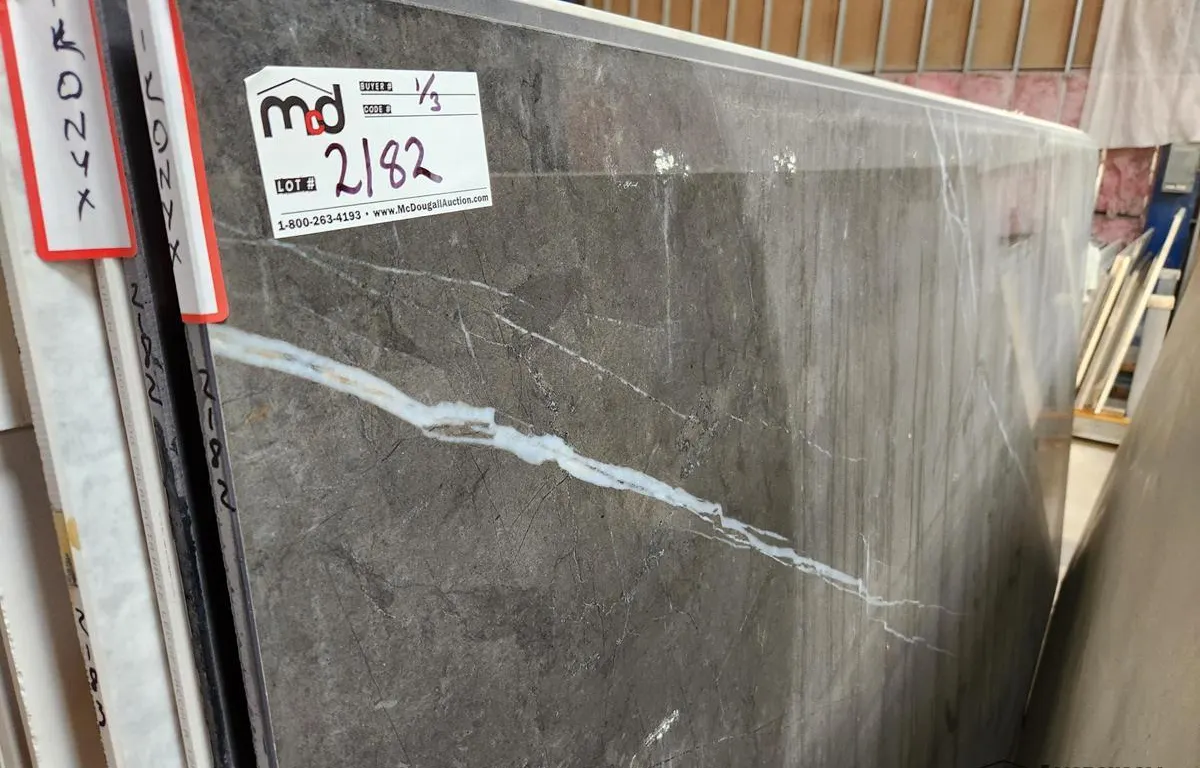 (3) Grey Mottled Porcelain Slabs
UNRESERVED