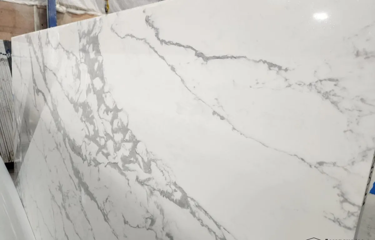 (3) Quartz Slabs
UNRESERVED