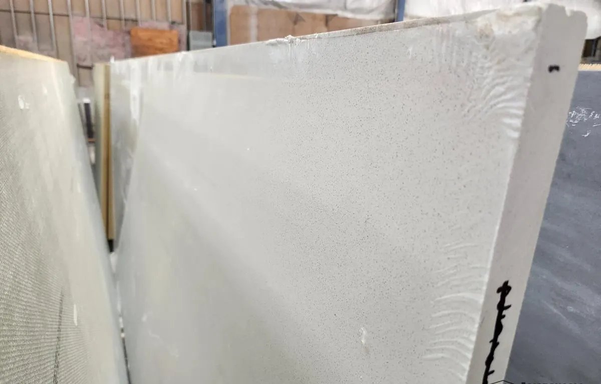 Quartex Snow Flurry Quartz Slab
UNRESERVED