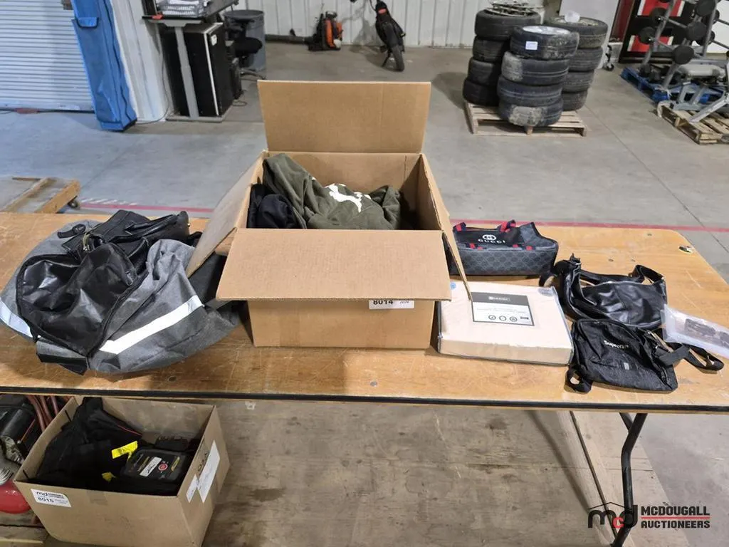 Box of Clothes, Bags and Purse
UNRESERVED