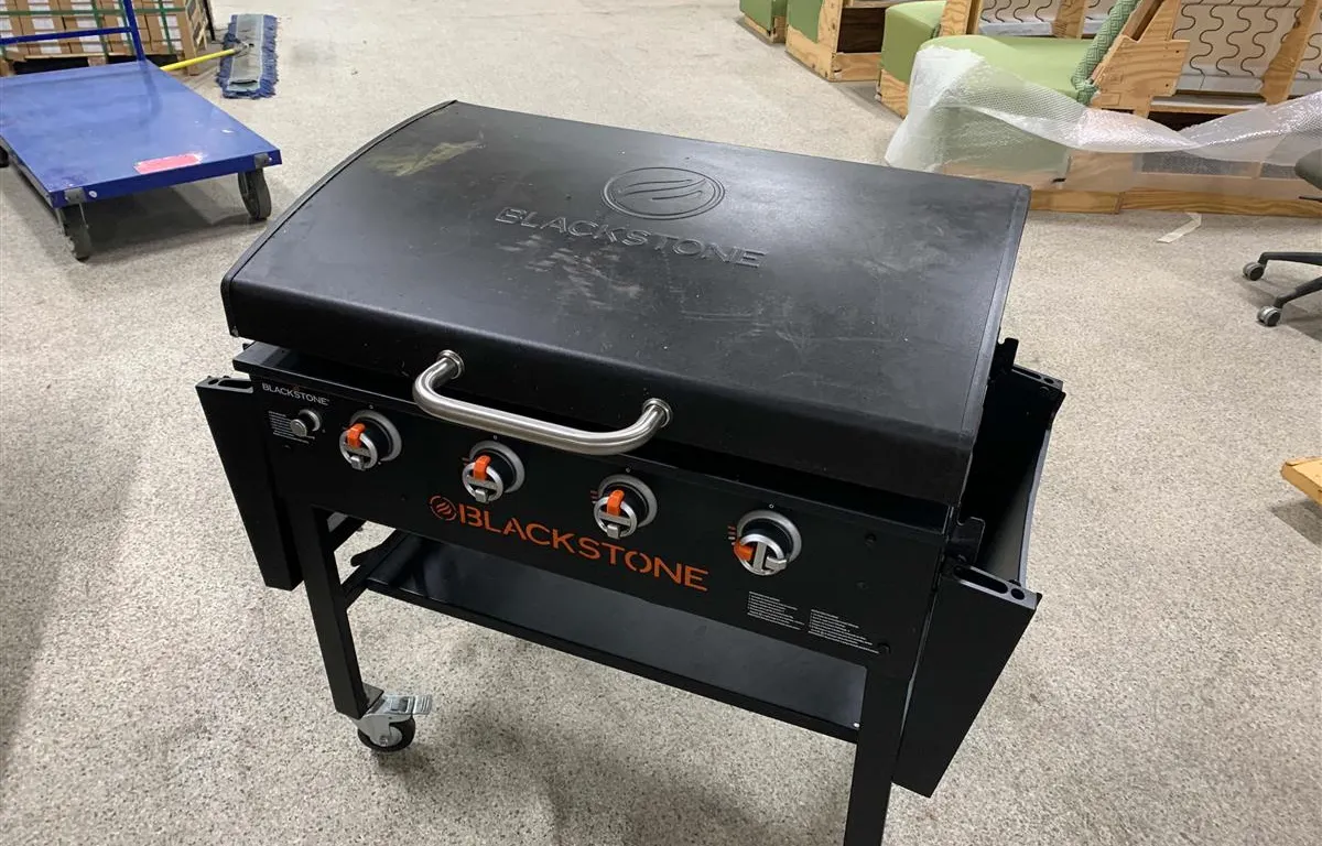 Blackstone 4-Burner Griddle
UNRESERVED