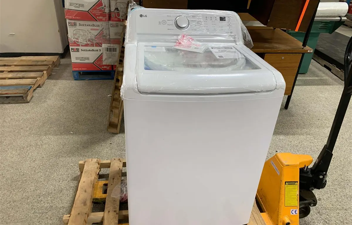 LG Top-Load Washing Machine
UNRESERVED