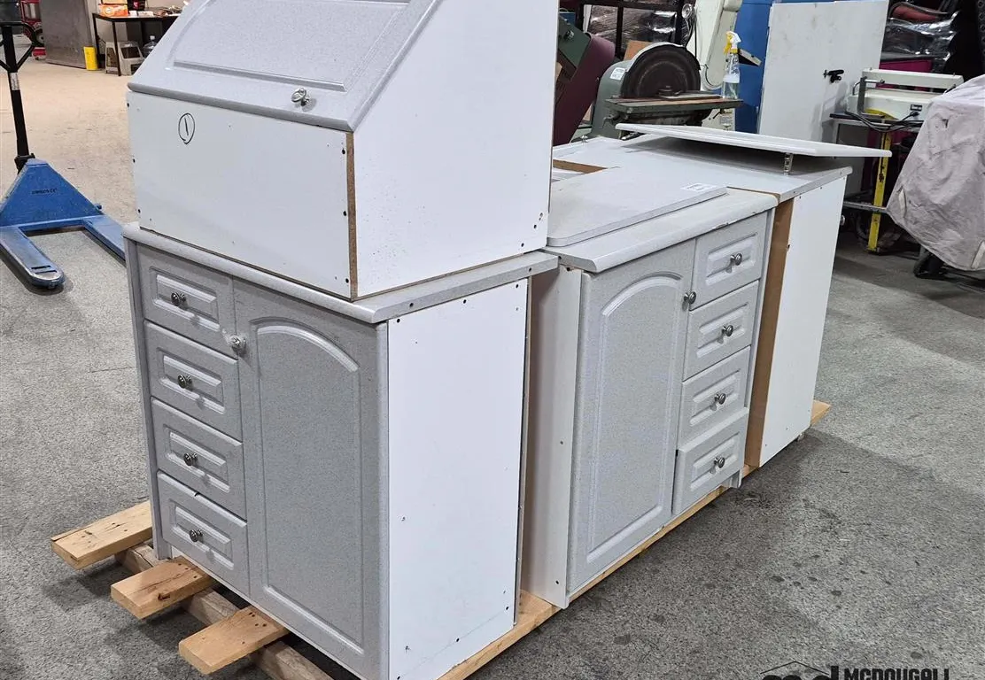 Kitchen Cabinetry & Countertop Bundle
UNRESERVED