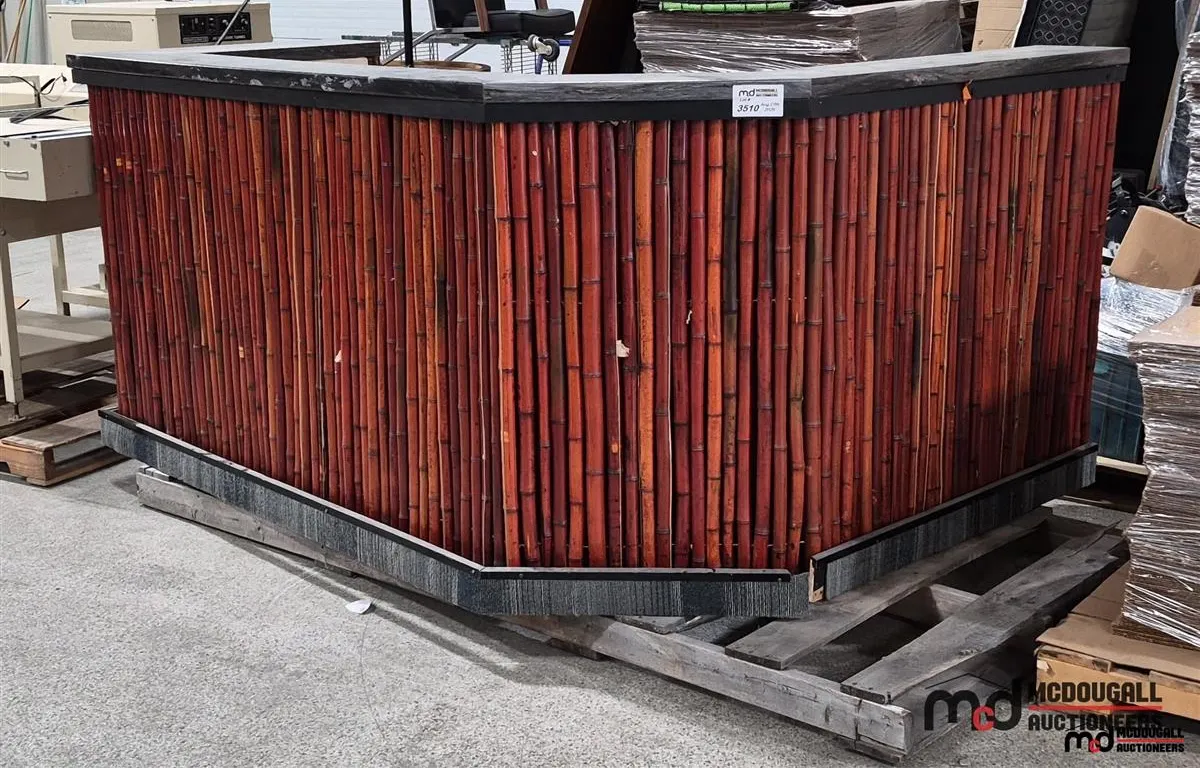 Curved Bamboo Front Tiki Bar
UNRESERVED