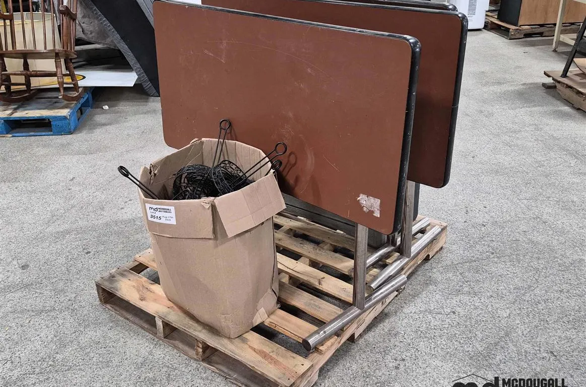 Folding Tables, Plant Stands & Step Stool
UNRESERVED
